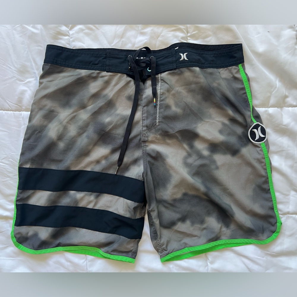 Hurley Phantom Boardshorts Size 34